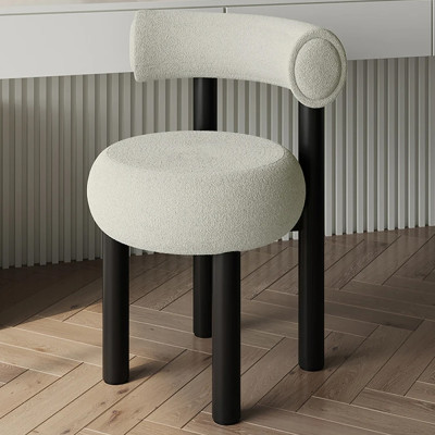 Стул с обивкой букле Pierres Grey Boucle Chair