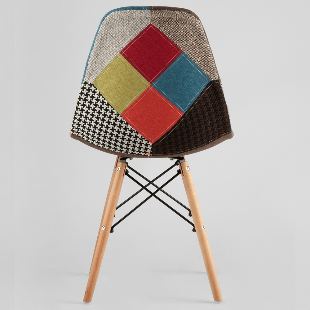 Стул с обивкой в технике пэчворк DSW