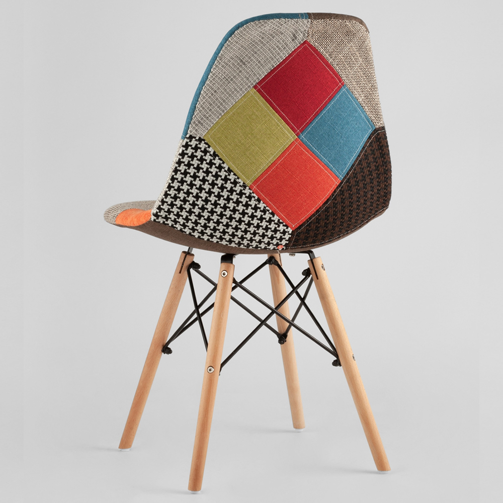 Стул с обивкой в технике пэчворк DSW