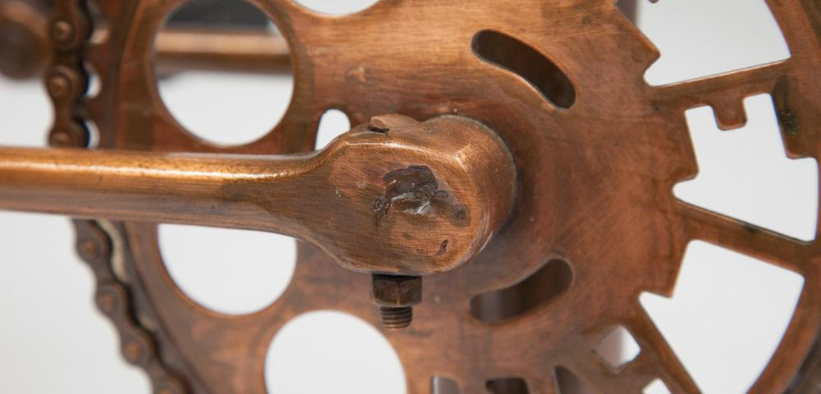 Стул с педалями от велосипеда Buffalo Leather Industrial Chair