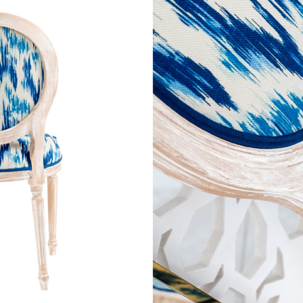 Стул с синим узором Ikat Pattern