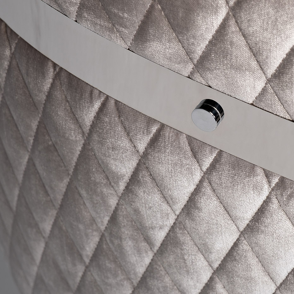 Стул серый велюровый со стеганной спинкой Focus on Convenience