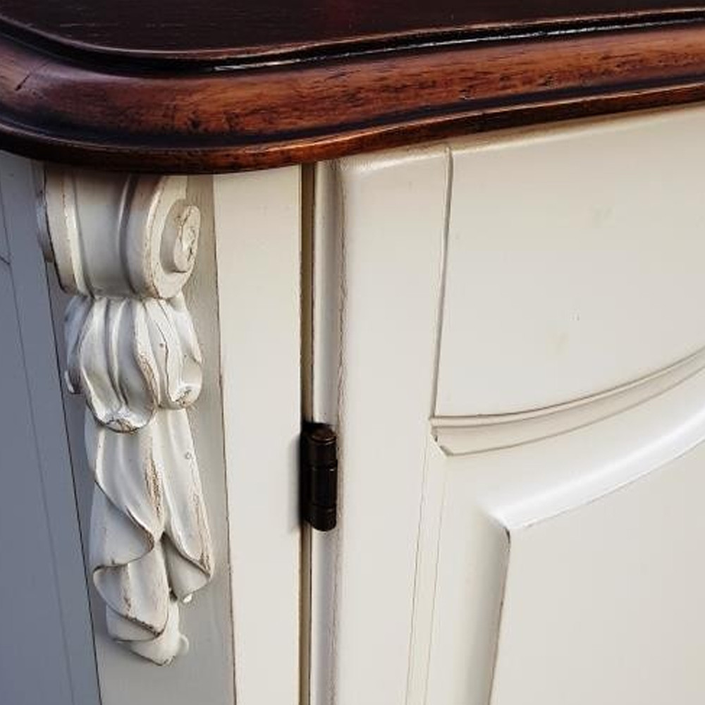 ТВ-тумба в стиле прованс из массива дерева Montmartre Wooden Provence TV Stand