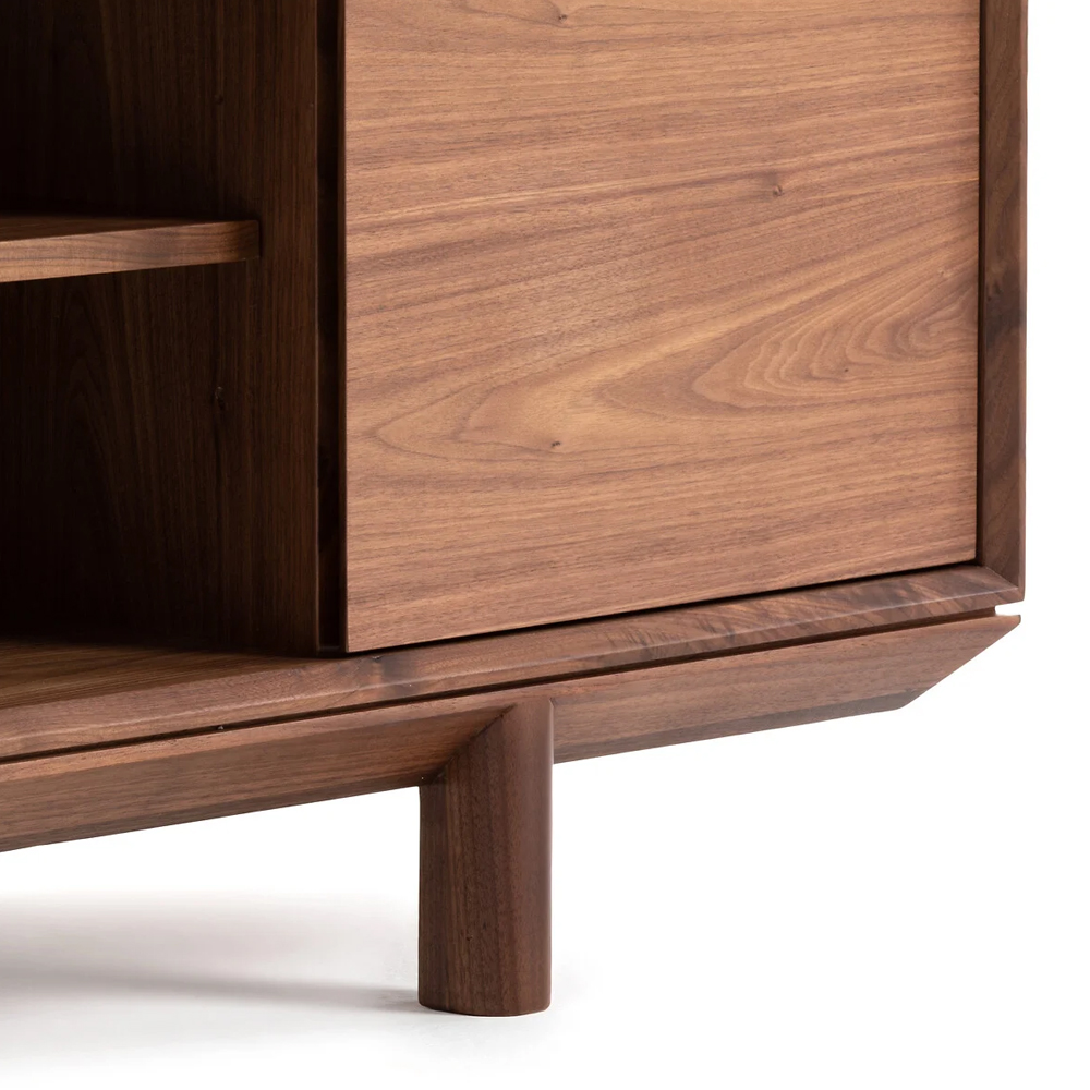 ТВ-тумба из массива ореха Robinett Wooden TV Stand