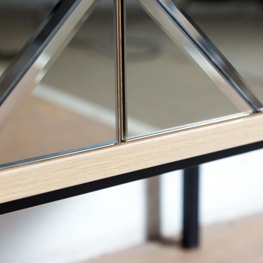 ТВ-тумба с зеркальным декором Serena TV-Stand