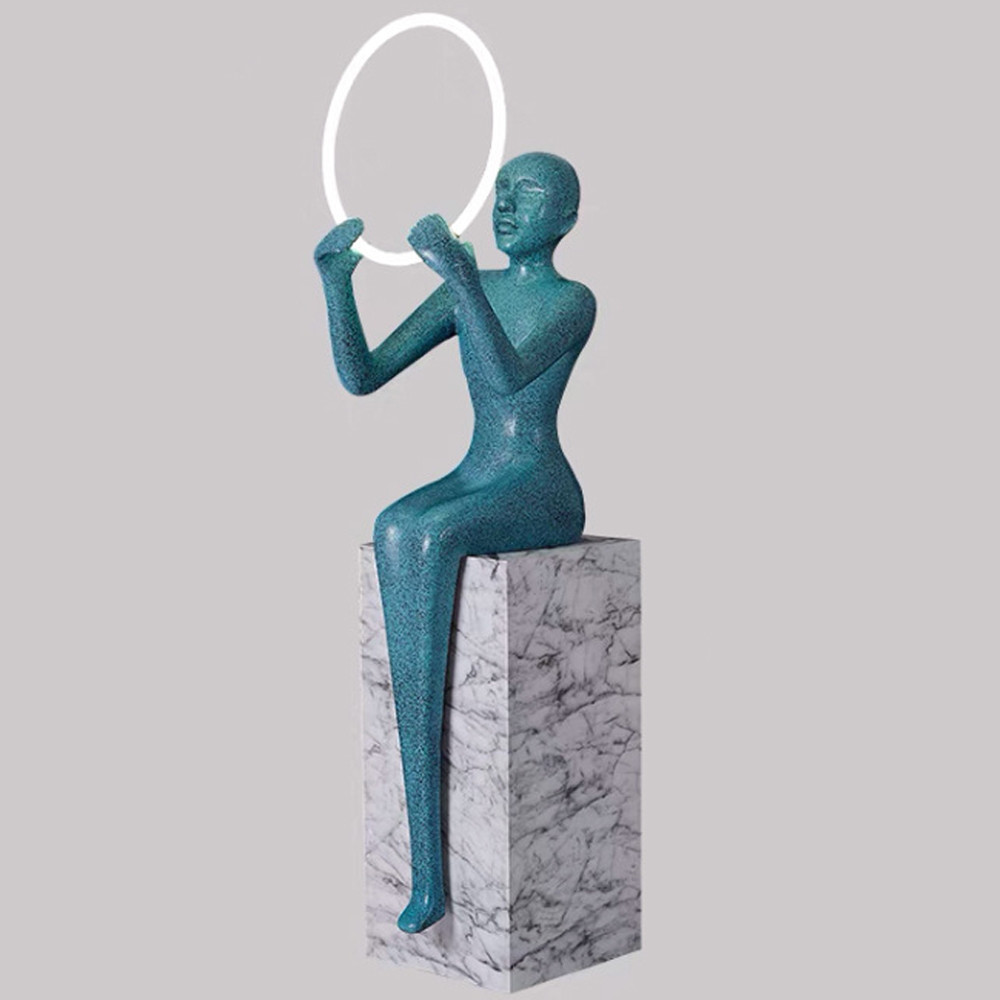 Торшер Statue In The Clouds Floor Lamp