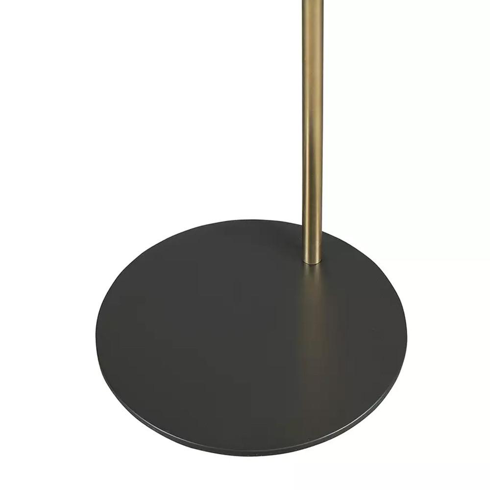 Торшер в сочетании черного и золотистого цвета Minimalist Execution