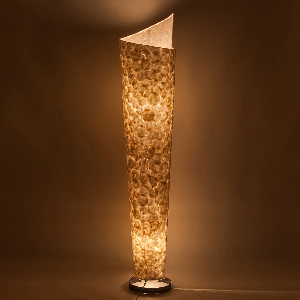 Торшер из перламутра на металлическом каркасе Indonesian Lamps