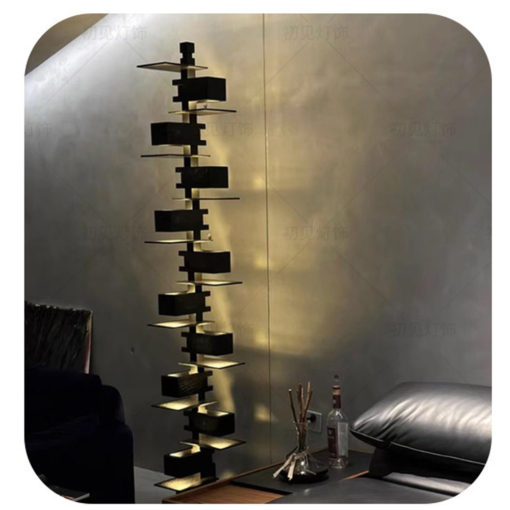 Торшер с каркасом из множества полок Links