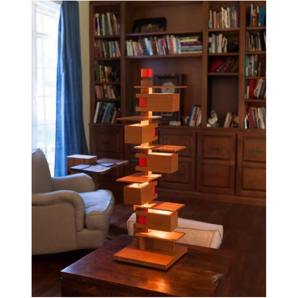 Торшер с каркасом из множества полок Links