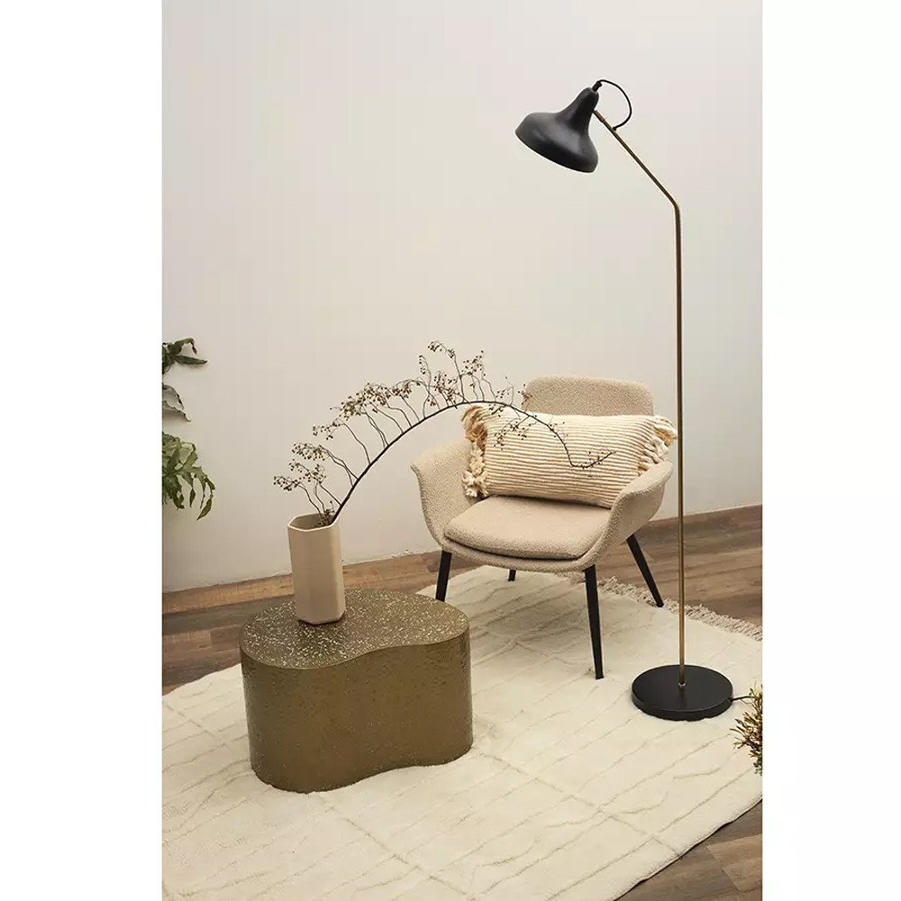 Торшер с плафоном в форме купола в сочетании черного и золотистого цвета Minimalist Execution