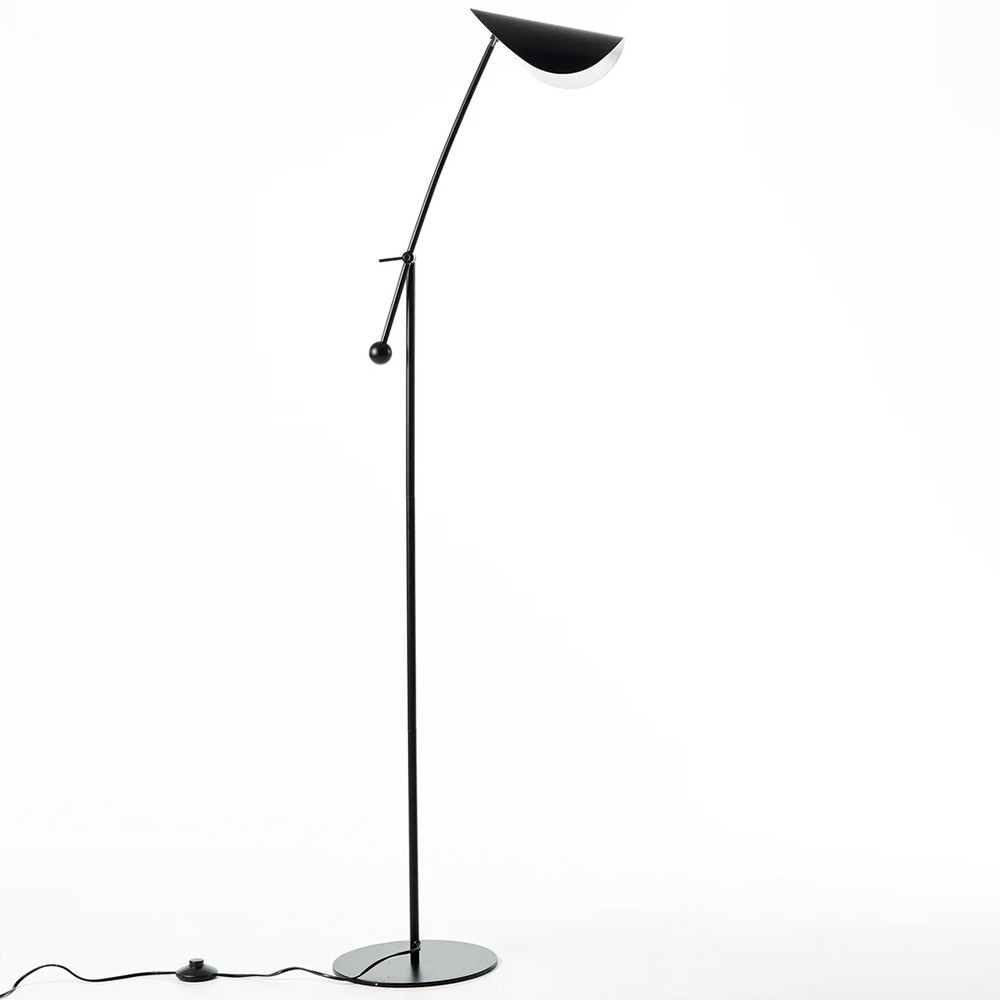 Торшер с поворотным плафоном Aracea Black Floor Lamp