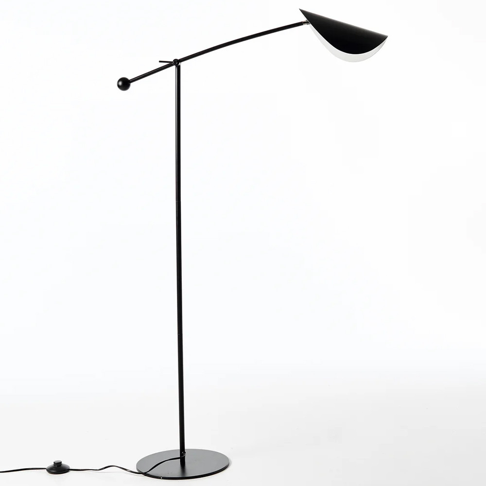 Торшер с поворотным плафоном Aracea Black Floor Lamp