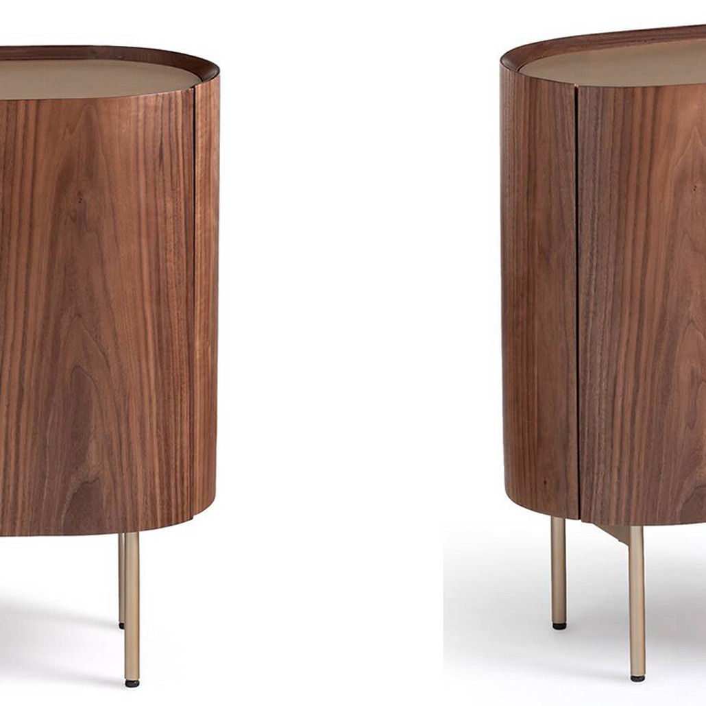 Тумба округлой формы Walnut and Leather массив ореха и столешница из натуральной кожи