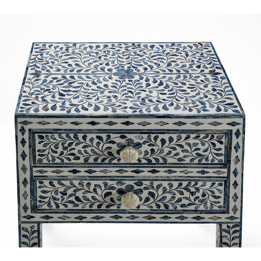 Тумбочка прикроватная White Pearl BEDSIDE CABINET 2 blue DRAWER