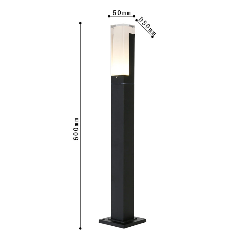 Уличный светильник черного цвета с плафоном из акрила Monume