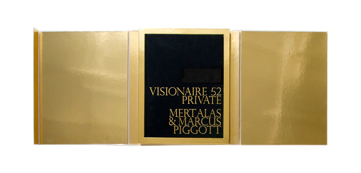 Уникальная коллекционная книга VISIONAIRE 52 PRIVATE LOUIS VUITTON