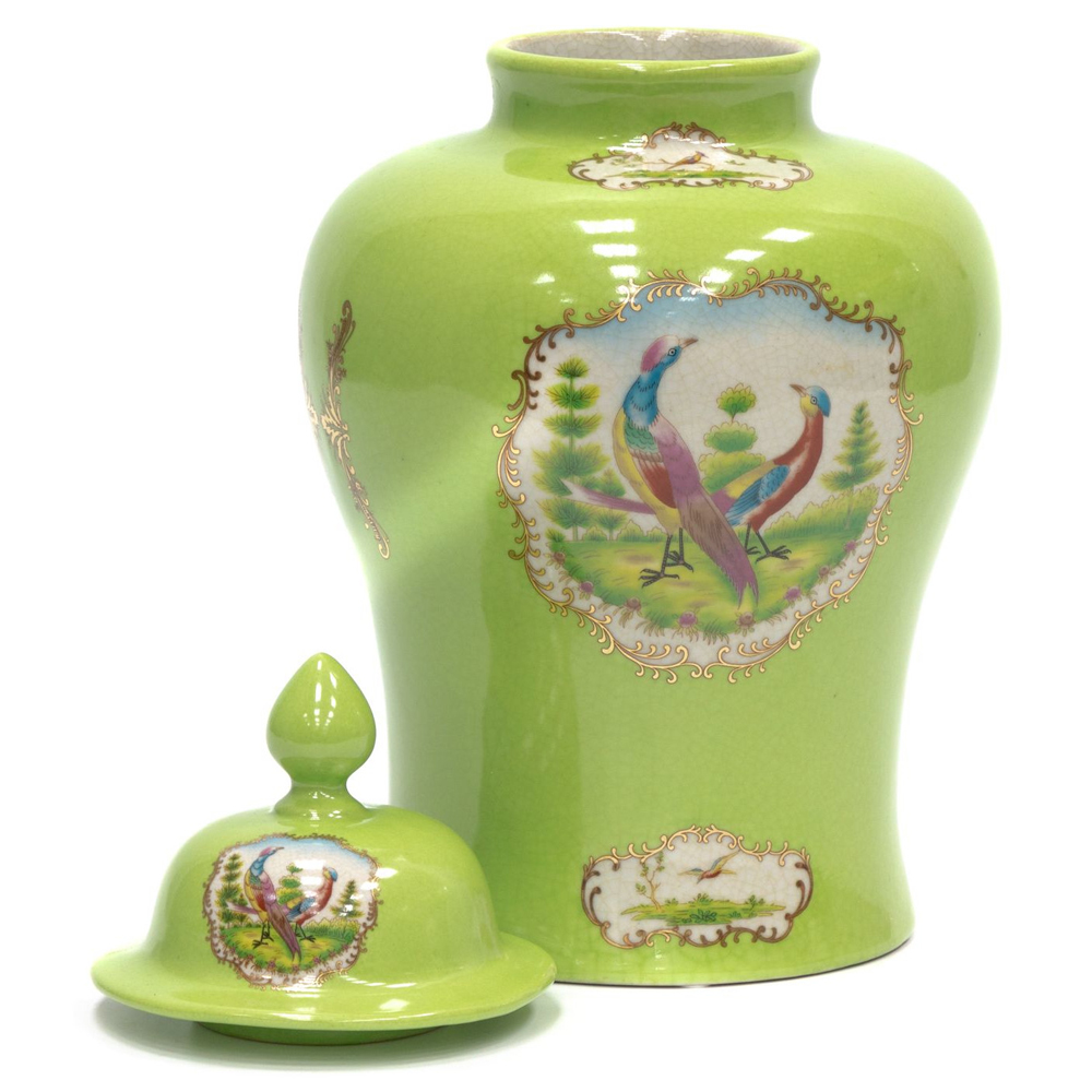 Фарфоровая ваза с крышкой Eden Garden