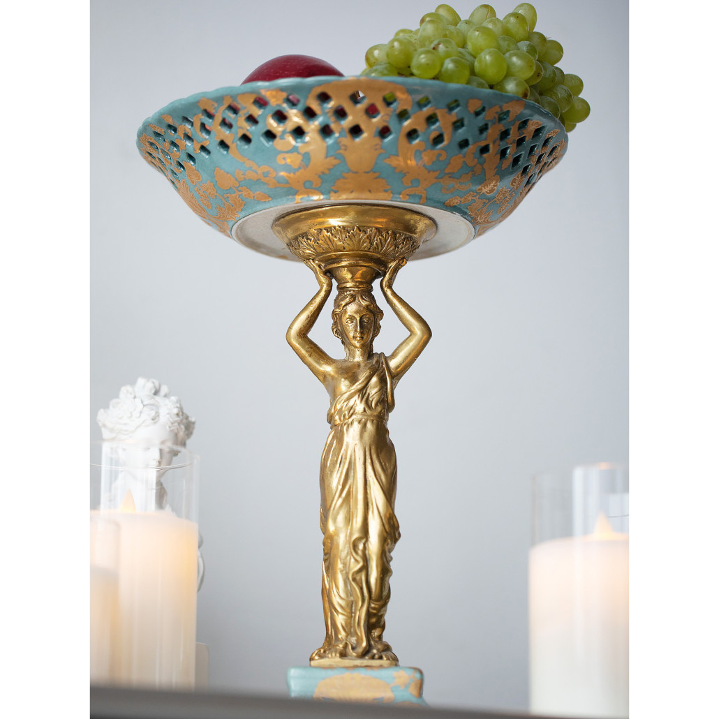 Фарфоровая чаша с девушкой Marlo Turi