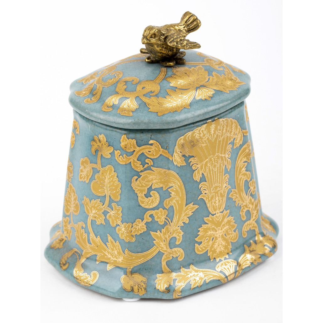 Фарфоровая шкатулка Cone