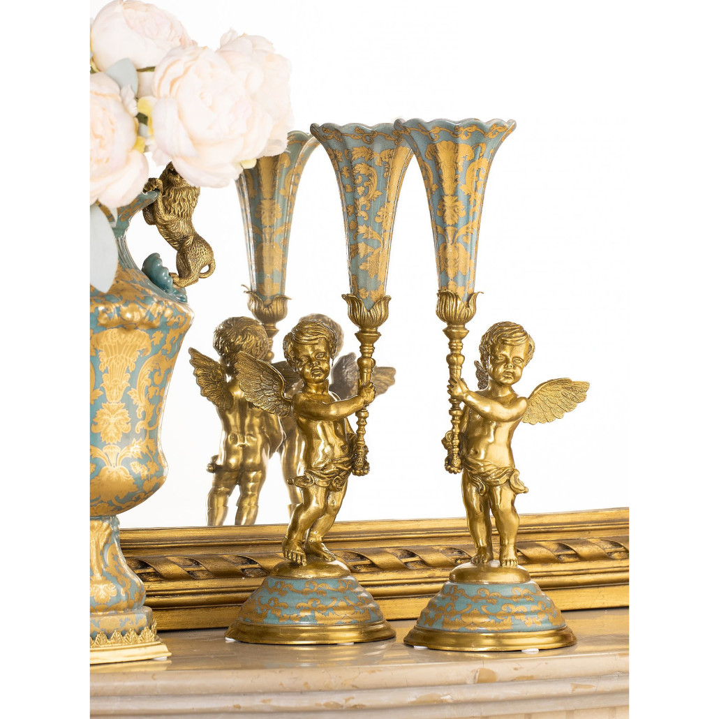 Фарфоровый подсвечник Во власти ангела Cert