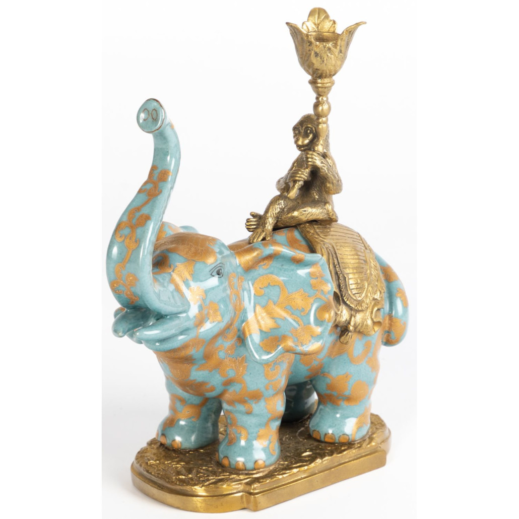 Фарфоровый подсвечник Слон с эмоцией Fluens