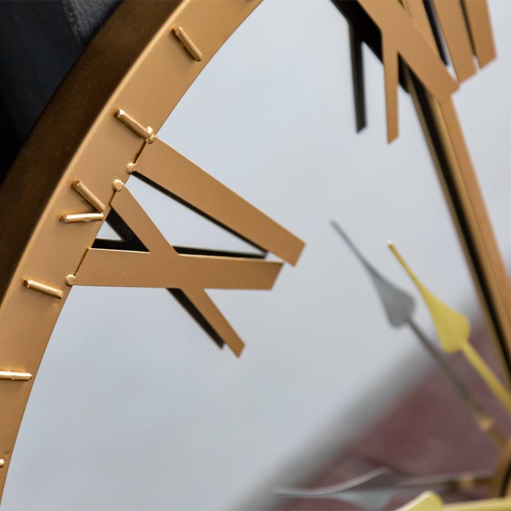 Часы настенные зеркальные с золотым металлическим циферблатом Mirror Tower Clock