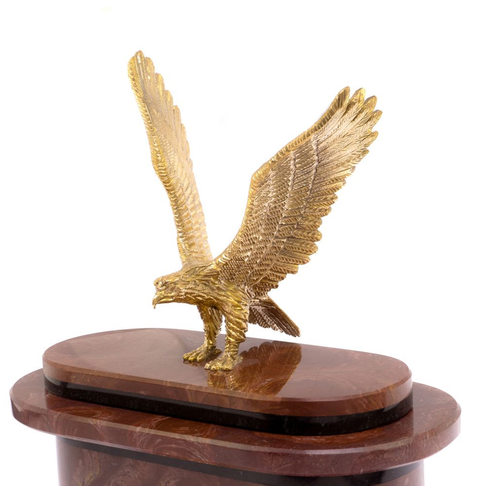 Часы настольные бронзовые из натурального камня Лемезит с декором в виде горного орла Eagle Stone Clock