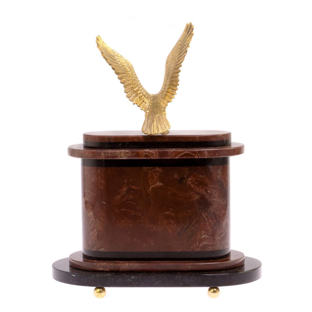 Часы настольные бронзовые из натурального камня Лемезит с декором в виде горного орла Eagle Stone Clock