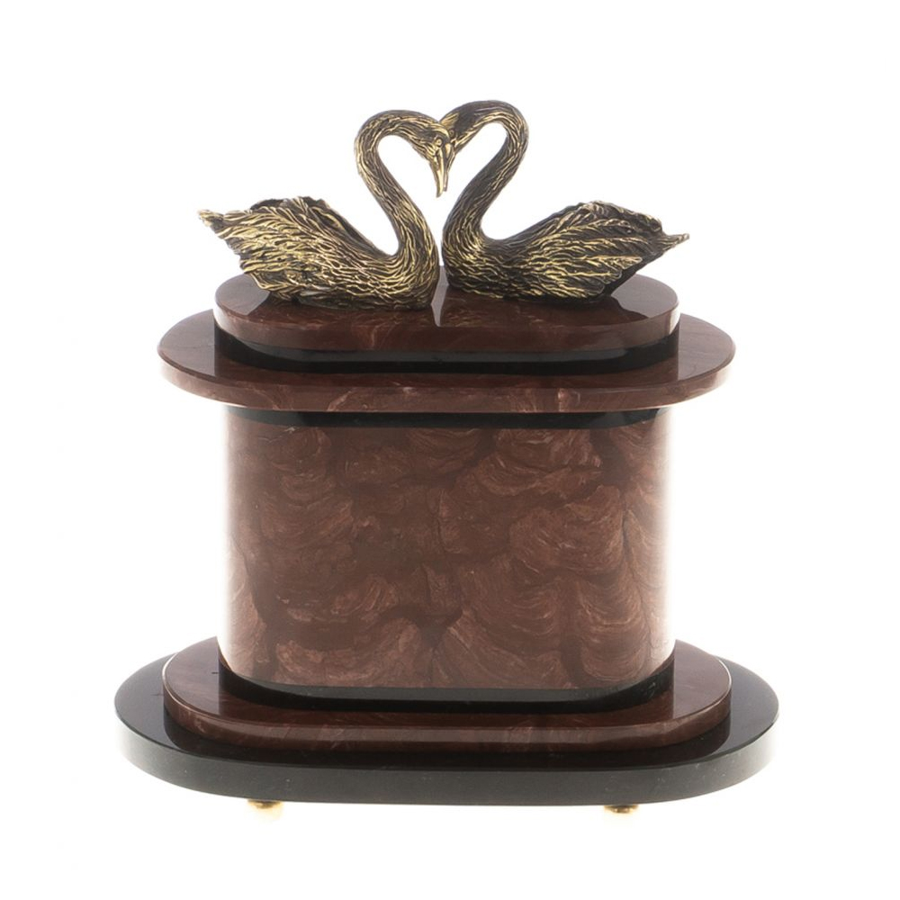 Часы настольные из натурального камня с декором в виде двух лебедей Swans Stone Clock