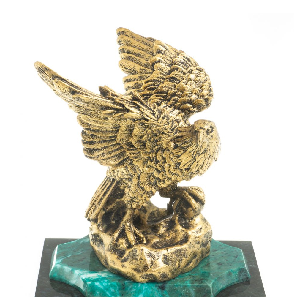 Часы настольные из натурального камня с декором в виде орла Eagle Stone Clock