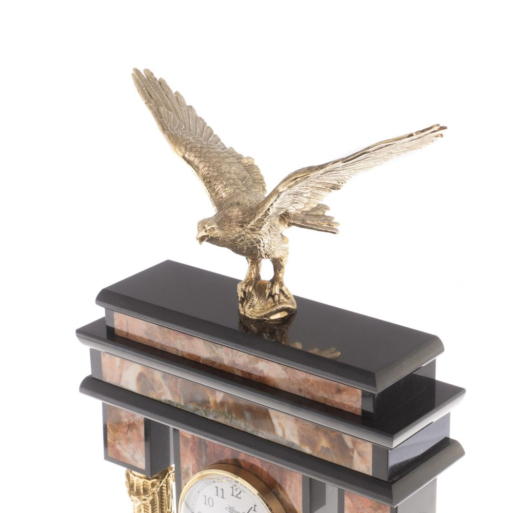 Часы настольные из яшмы и бронзы с декором в виде горного орла Eagle Stone Clock