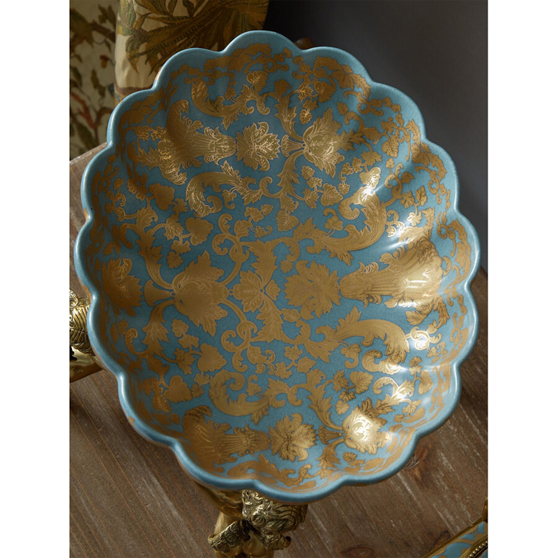 Чаша с орнаментом на бронзовых ножках в виде ангелов Eden Garden