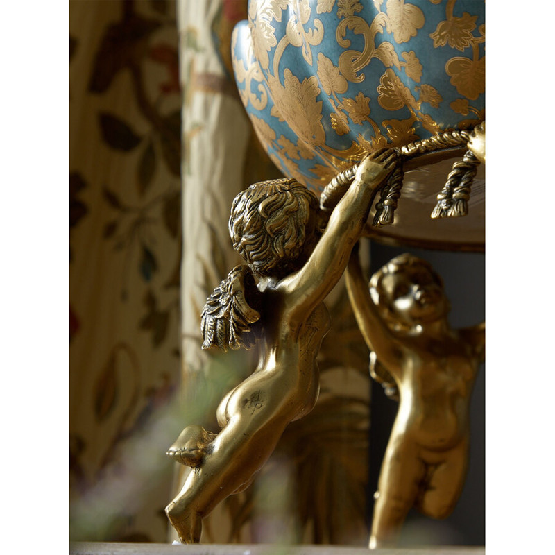 Чаша с орнаментом на бронзовых ножках в виде ангелов Eden Garden