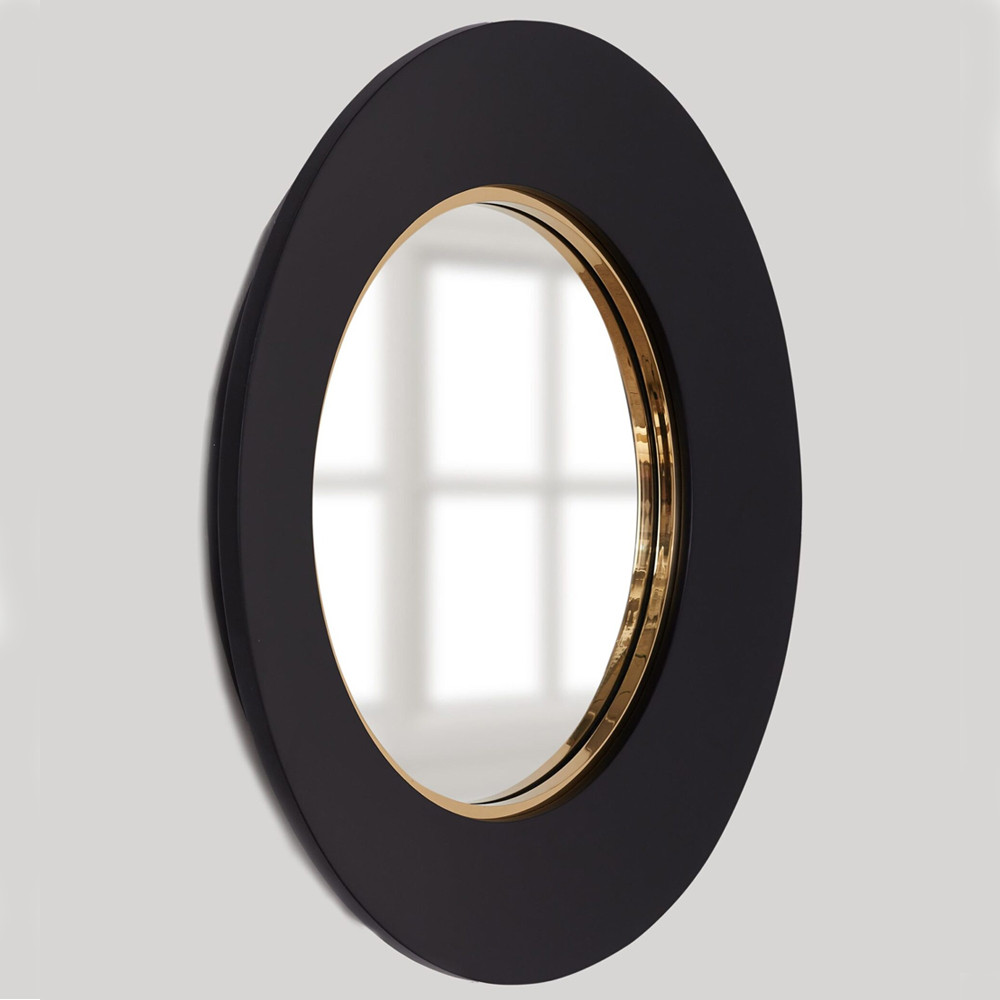 Чёрное настенное зеркало с золотым кантом Porunalia
