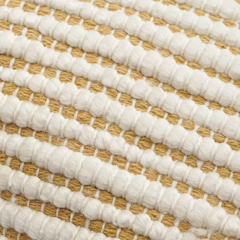 Чехол на подушку горчичного цвета с бахромой и объемным узором Ethnic mix