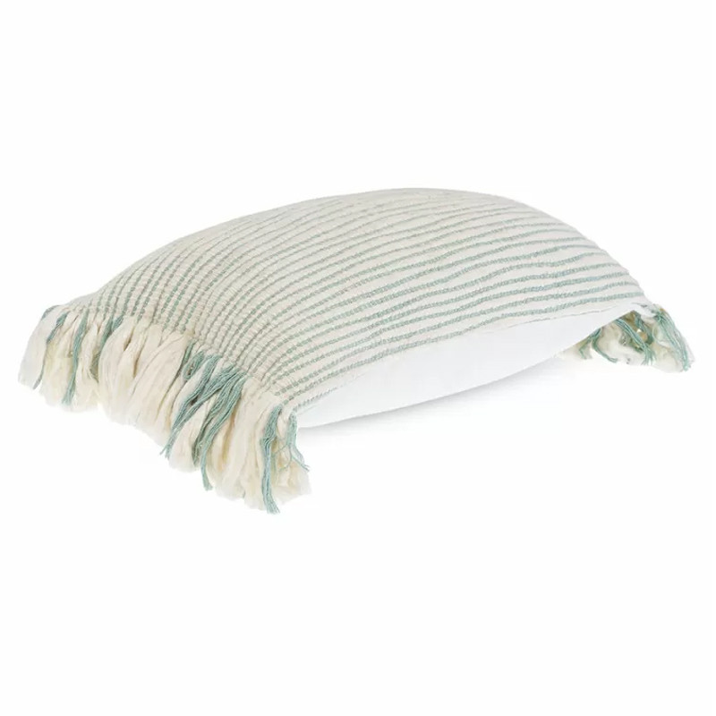 Чехол на подушку мятного цвета с бахромой и объемным узором Ethnic mix