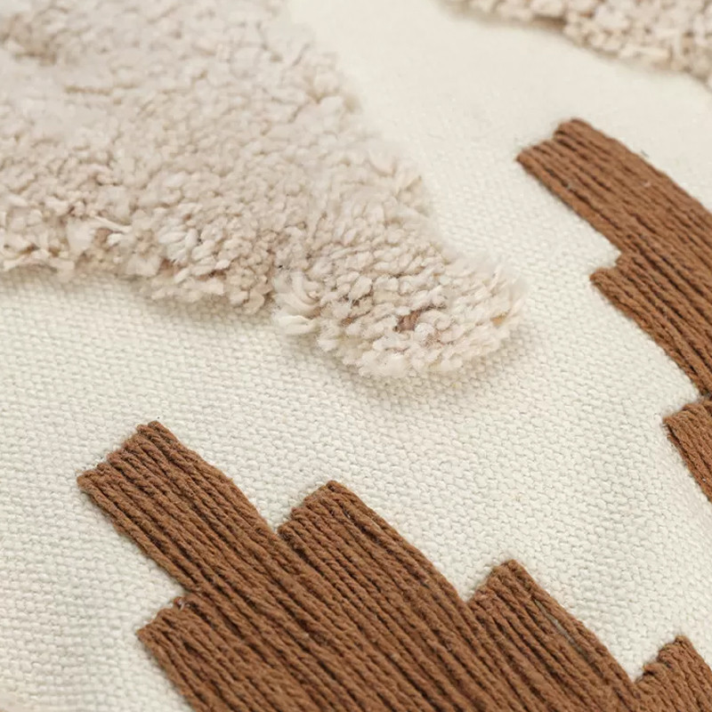 Чехол на подушку с вышивкой в виде геометрических узоров Beige Calista Square