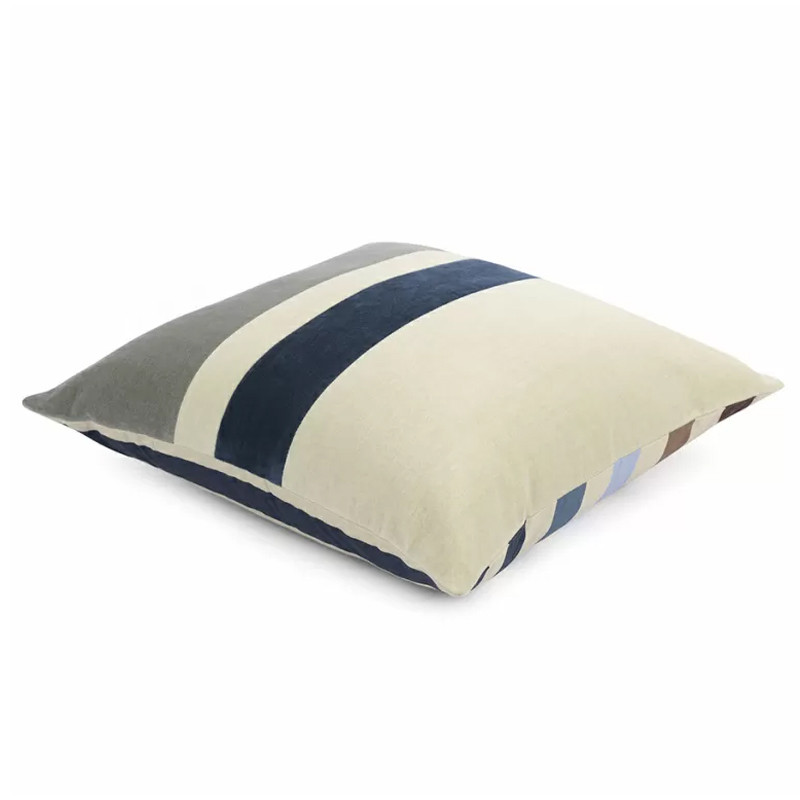 Чехол на подушку с геометрическим рисунком Elan Stripe Pillow