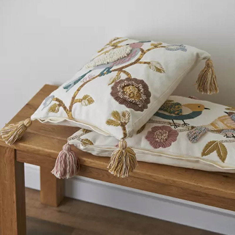 Чехол на подушку с кисточками и вышивкой птиц Ethnic mix Birds Square