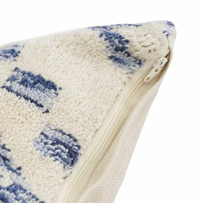 Чехол на подушку с узором в этно-стиле Blue Ikat