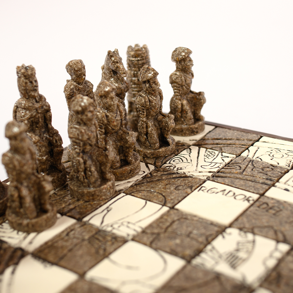 Шахматы из камня Cargador del Tiempo Chess Мексика ручная работа