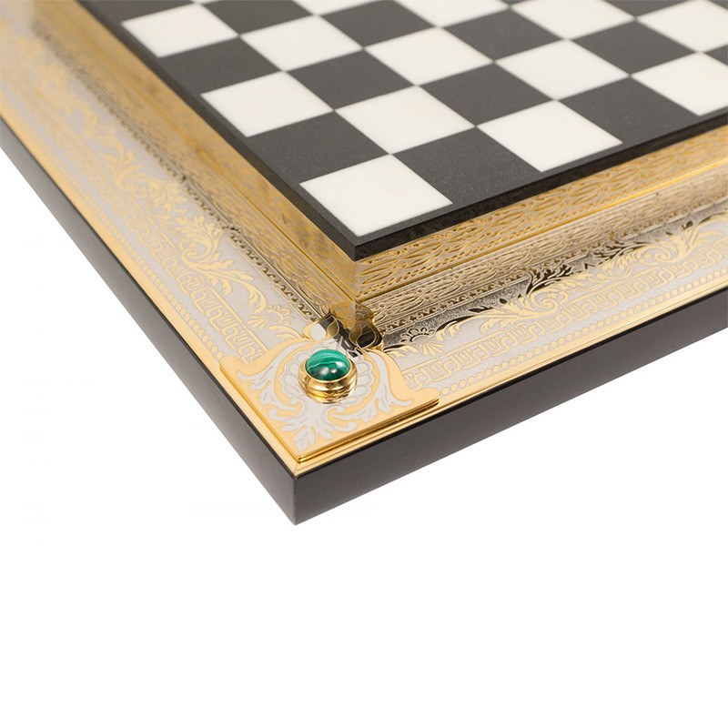 Шахматы из бронзы и натуральных камней Долерит и Мрамор с гравировкой Decorative Thematic Chess