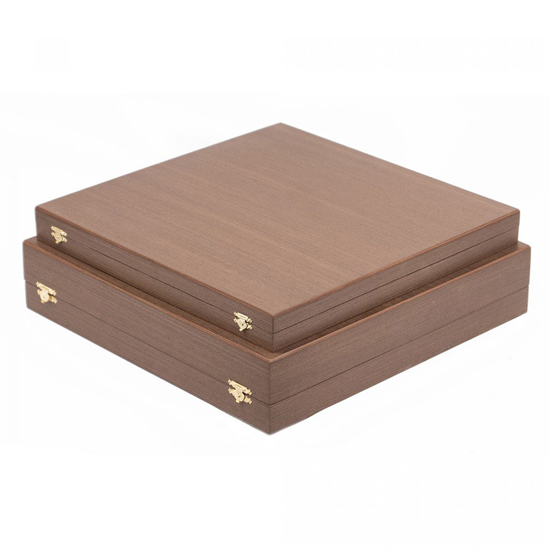 Шахматы из бронзы и натуральных камней Долерит и Мрамор с гравировкой Decorative Thematic Chess