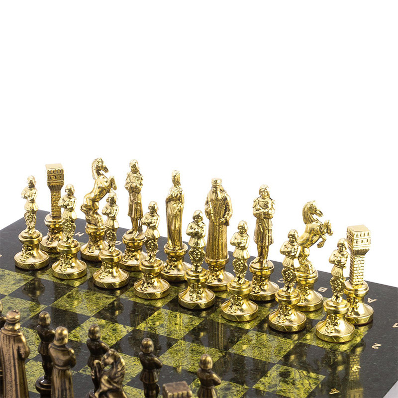 Шахматы Ренессанс из бронзы с доской из натурального камня Змеевик Decorative Thematic Chess