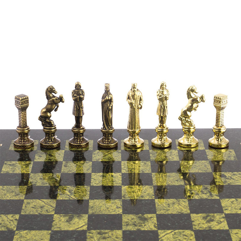 Шахматы Ренессанс из бронзы с доской из натурального камня Змеевик Decorative Thematic Chess