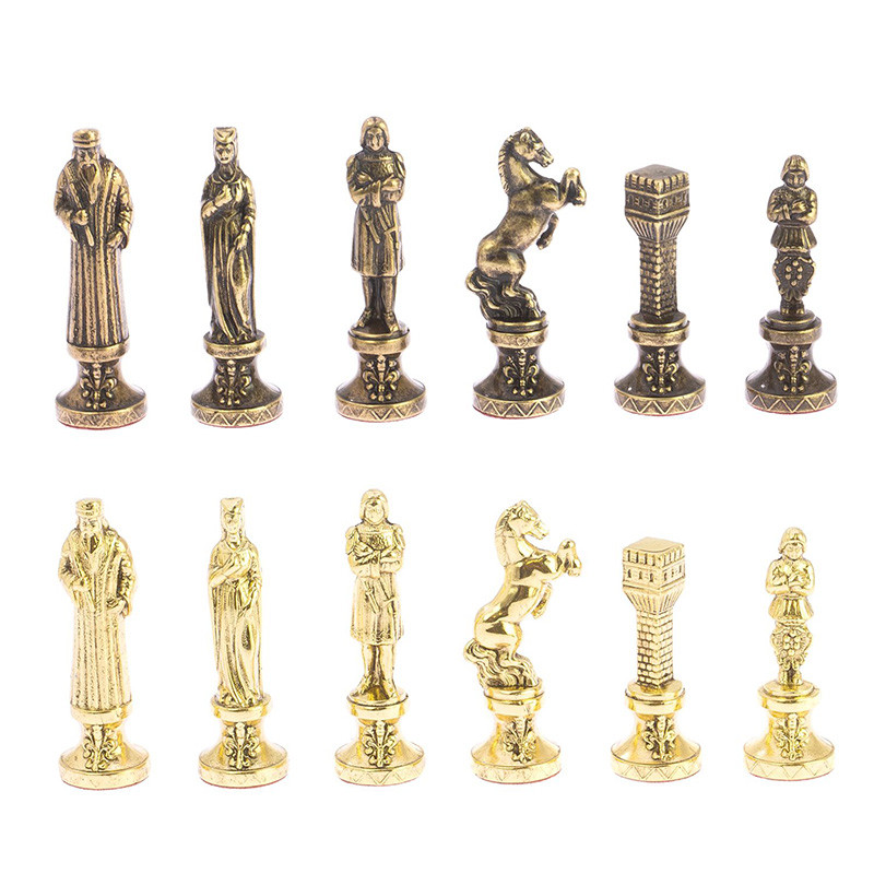 Шахматы Ренессанс из бронзы с доской из натурального камня Змеевик Decorative Thematic Chess