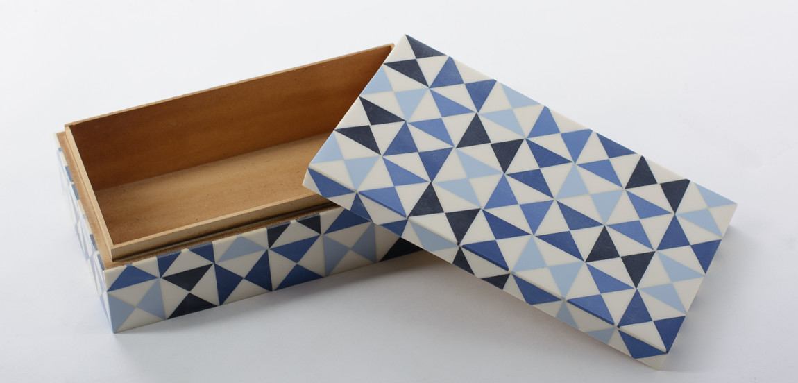 Шкатулка Small Triangles Blue Bone Inlay Box