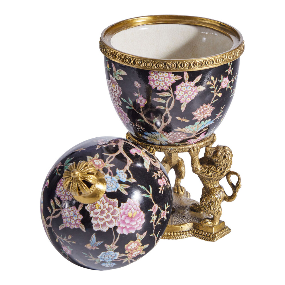 Шкатулка в форме яйца на величественных львах из фарфора с бронзовыми элементами Eden Garden