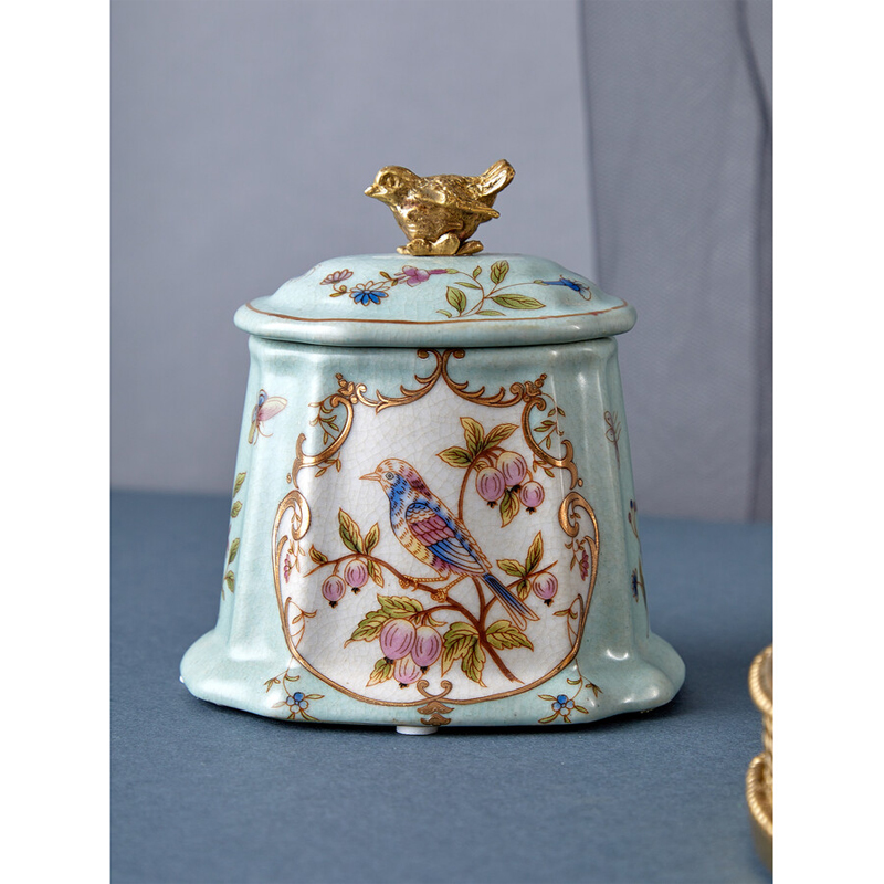 Шкатулка голубого цвета с рисунком и состаренным эффектом Eden Garden